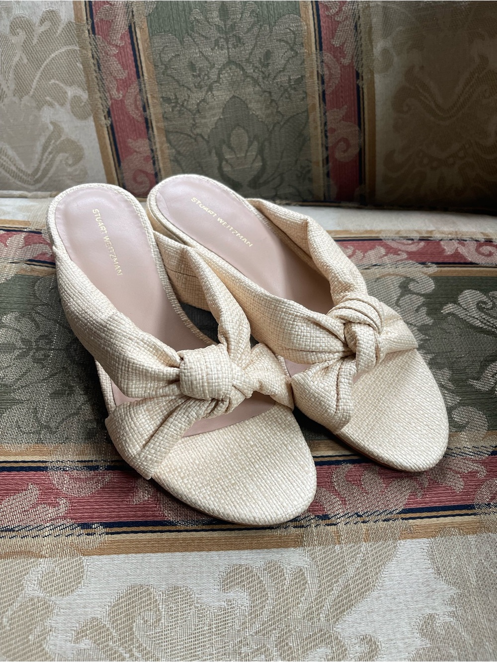 STUART WEITZMAN Playa 35 Knotted Faux Raffia Mules. Size 9 Women N14-23